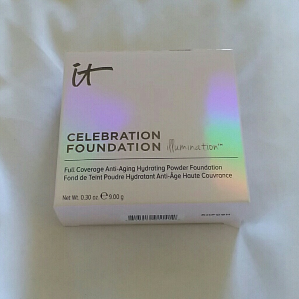 It Cosmetics Celebration Foundation Illumination